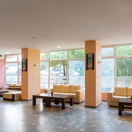 ескана Ξενοδοχείο